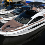 V450 Small Yacht